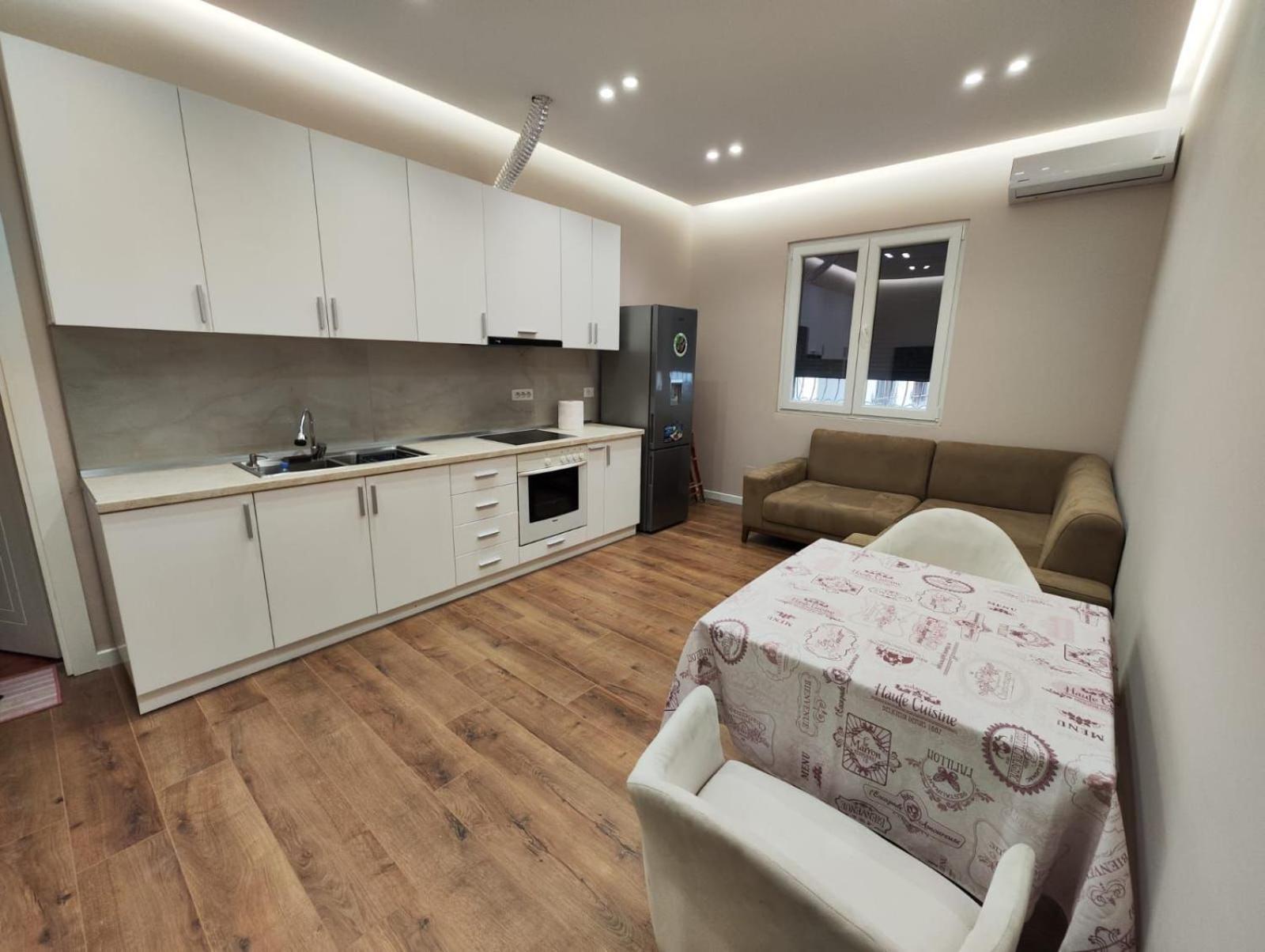 Pandora's Box Appartement Tirana